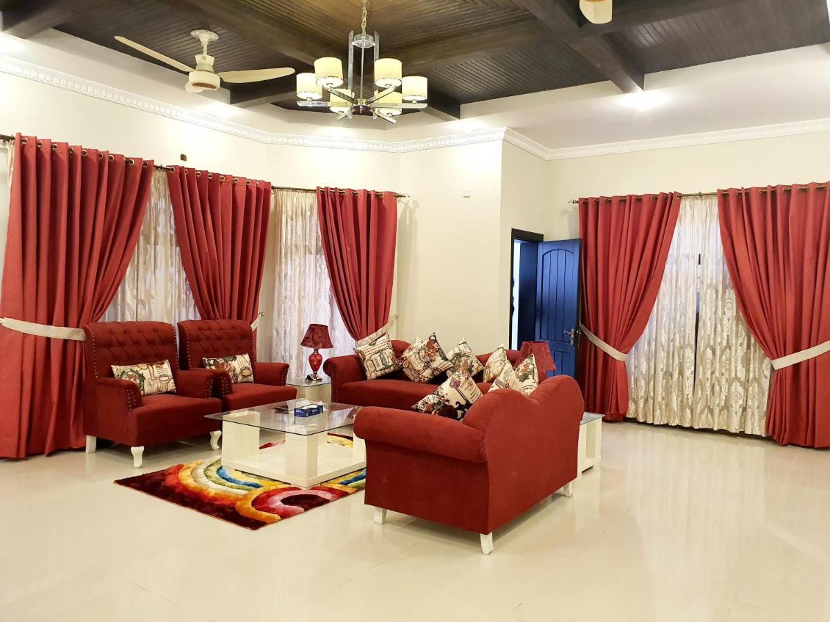 Royal Villa F-10/2 Islamabad Buitenkant foto