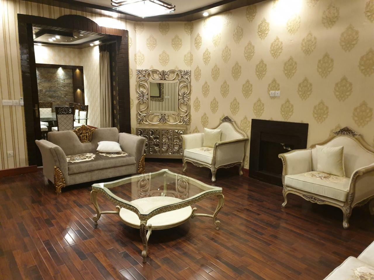 Royal Villa F-10/2 Islamabad Buitenkant foto
